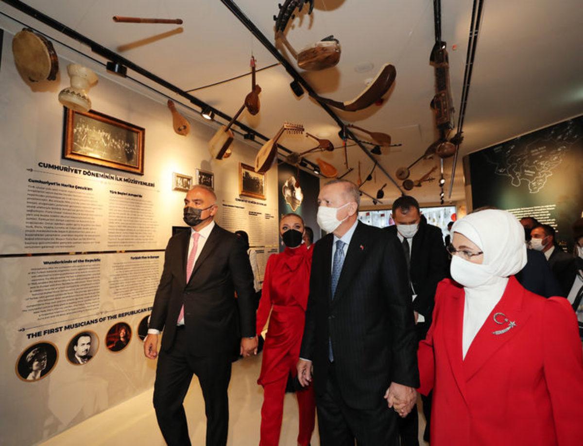 Atatürk Kültür Merkezi’nin Açılışı Yapıldı: İşte İlk Görüntüler