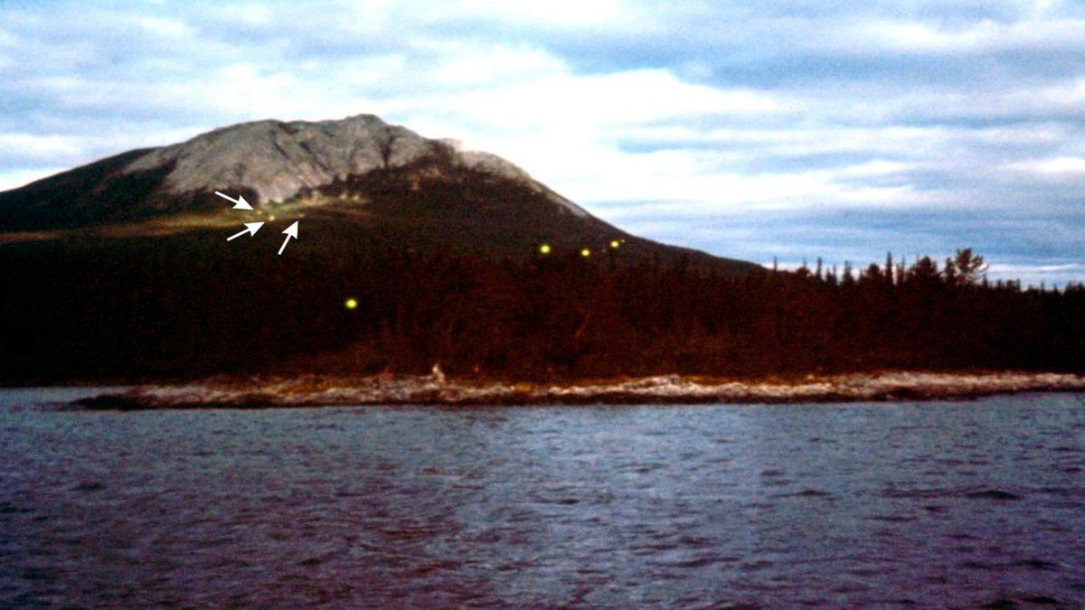 Büyük Depremlerde Ortaya Çıkan Esrarengiz Işıkların En Olası Bilimsel Açıklamaları