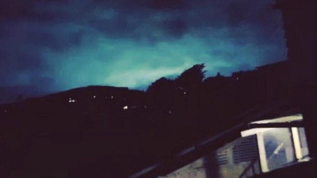 Büyük Depremlerde Ortaya Çıkan Esrarengiz Işıkların En Olası Bilimsel Açıklamaları