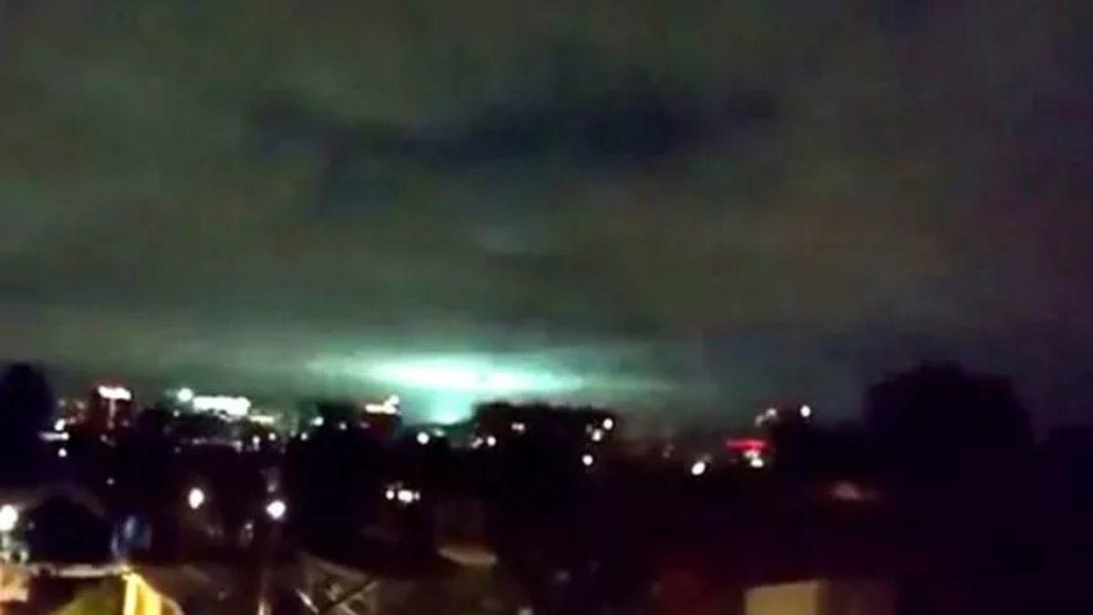 Büyük Depremlerde Ortaya Çıkan Esrarengiz Işıkların En Olası Bilimsel Açıklamaları