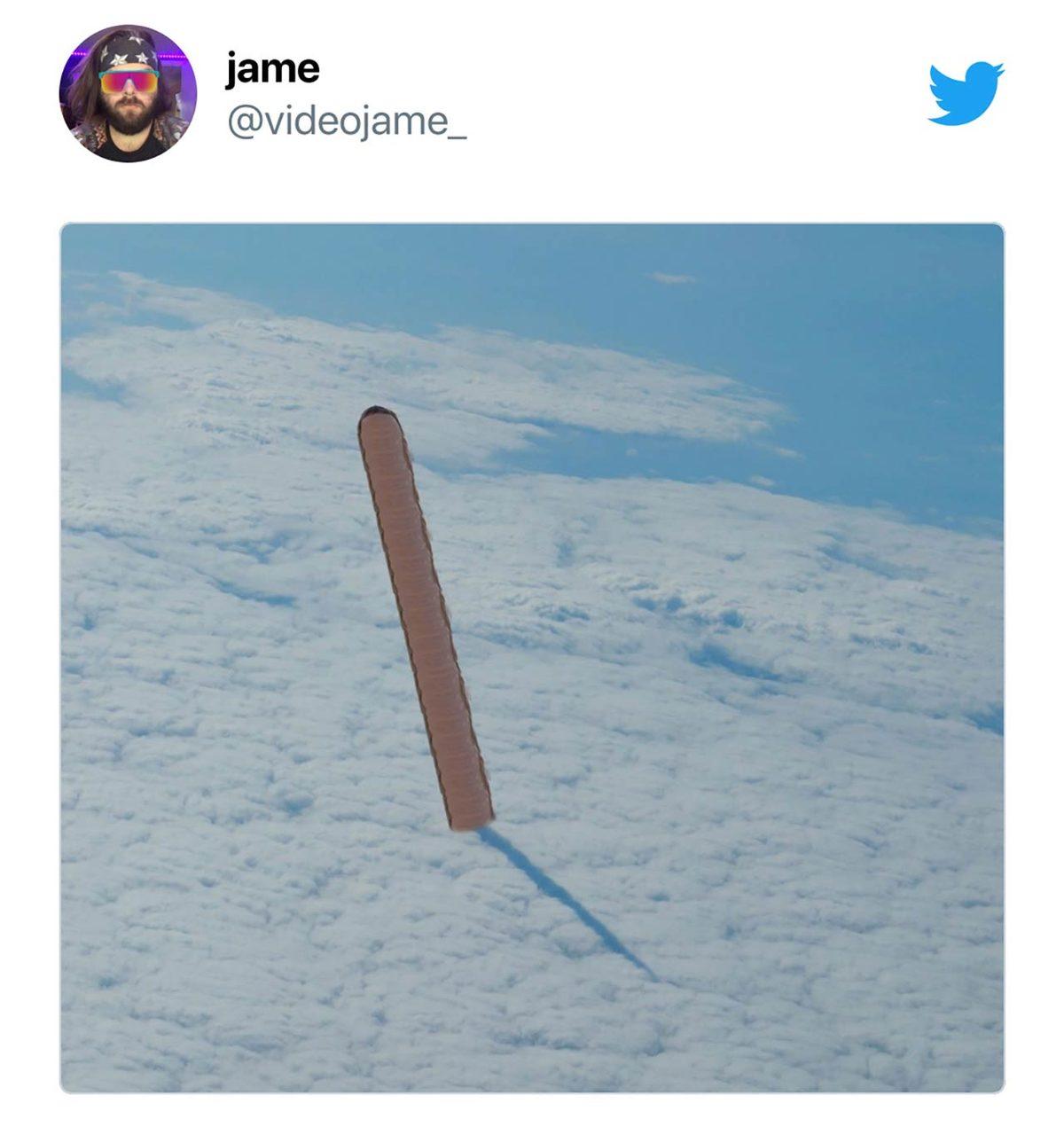 Mark Zuckerberg’in Alnı, Bir Twitter Kullanıcısı Sayesinde Paralel Evren Yolculuğuna Çıktı