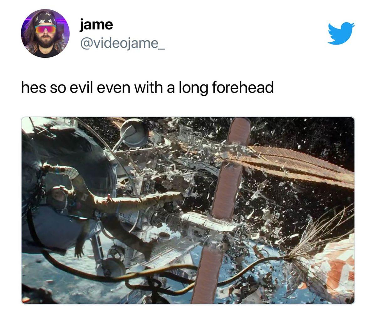 Mark Zuckerberg’in Alnı, Bir Twitter Kullanıcısı Sayesinde Paralel Evren Yolculuğuna Çıktı