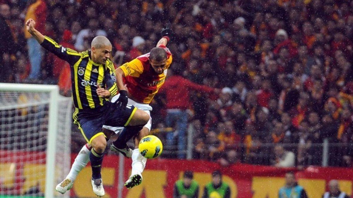 Pek Çok Sporcunun İmzalı Forması ve Şampiyonluk Kupası Açık Arttırmayla Satışa Çıktı: Josef de Souza, Depremden Etkilenen Bir Kız Çocuğunu Evlat Edinecek