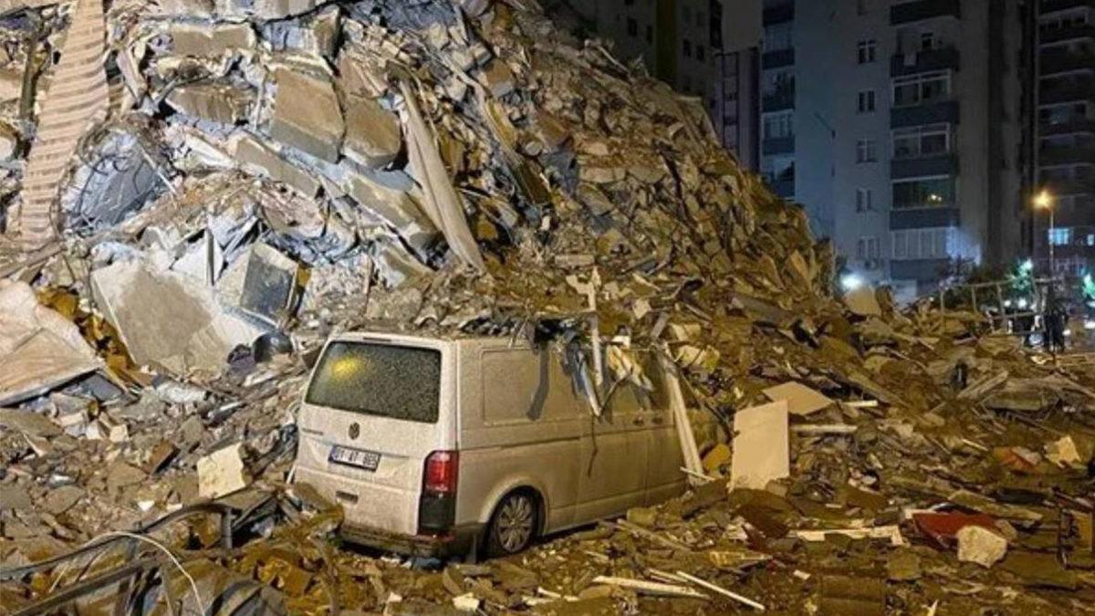 Enkaz Altından Çıkarılan Depremzedelerde Görülen ’Crush’ ve ’Kompartman’ Sendromlarına Dair Bilmemiz Gerekenler