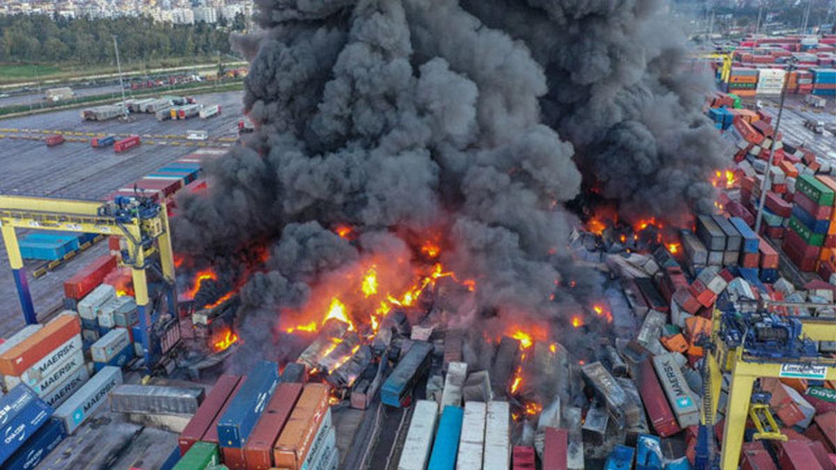 İskenderun Limanı’nda Deprem Sonrası Başlayan Yangın, 3. Gününde Kontrol Altına Alındı!