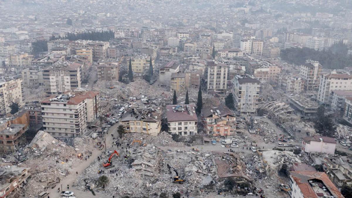 Borsa İstanbul, Sıkı Tedbirlerle Yeniden Açılıyor: Depremzedelerin Borsadaki Toplam Zararı Belli Oldu