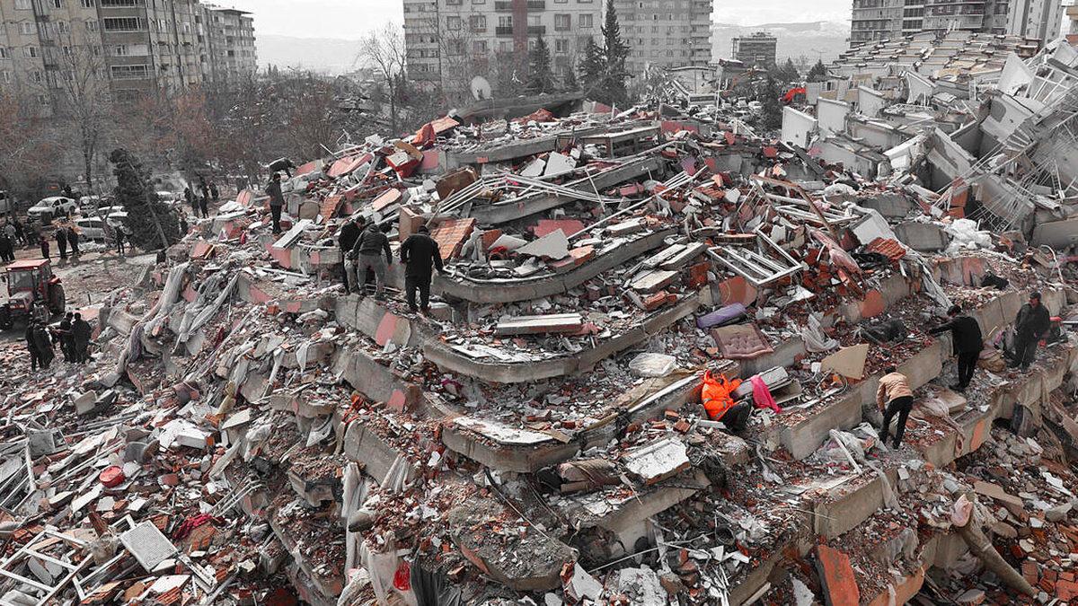 AKUT Yetkililerine Sorduk: Depremden Önce, Sonra ve Deprem Sırasında Neler Yapmalıyız?