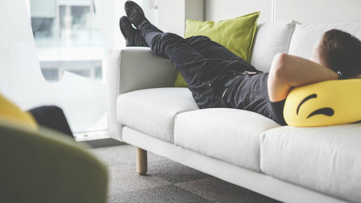 Sürekli Esneyenler Buraya: Günlük Hayatta Uyku Sorunları Yaşamamak İçin Bilime Göre Ne Yapmalıyız?