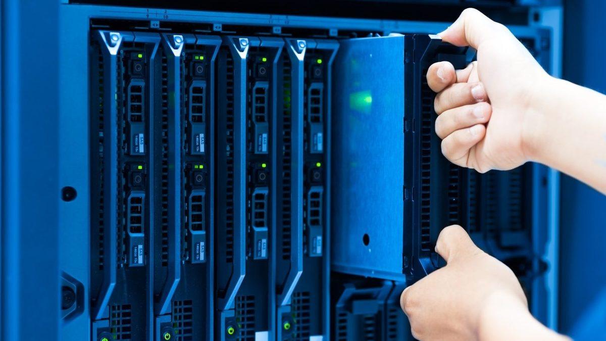 İnternetteki Bütün Verileri 