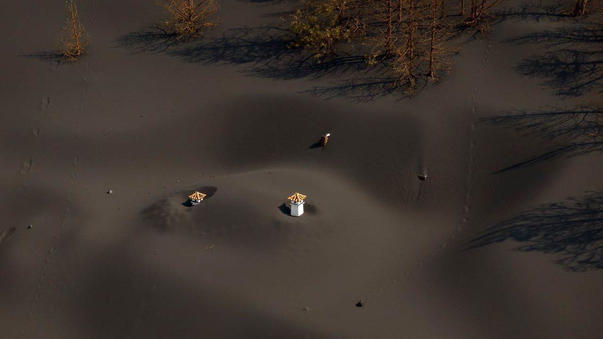 La Palma’da Devam Eden Yanardağ Felaketinin Boyutunu Gösteren Fotoğraflar