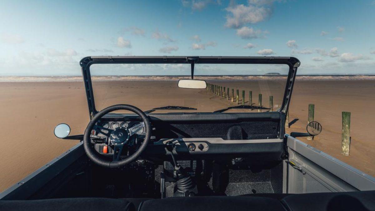 Bugatti’nin Eski Tasarımcısından Land Rover Defender’a Dokunuş: Karşınızda Beach Cruiser