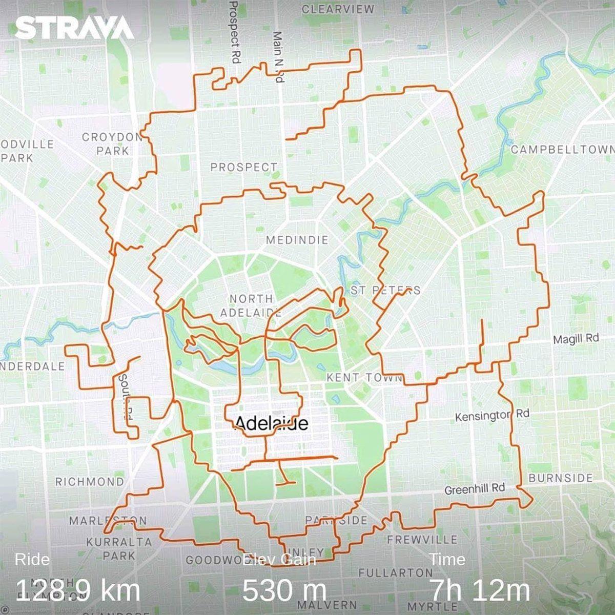 Bir Bisikletçi, GPS Yollarını Kullanarak Birbirinden Eğlenceli Çizimler Yaptı