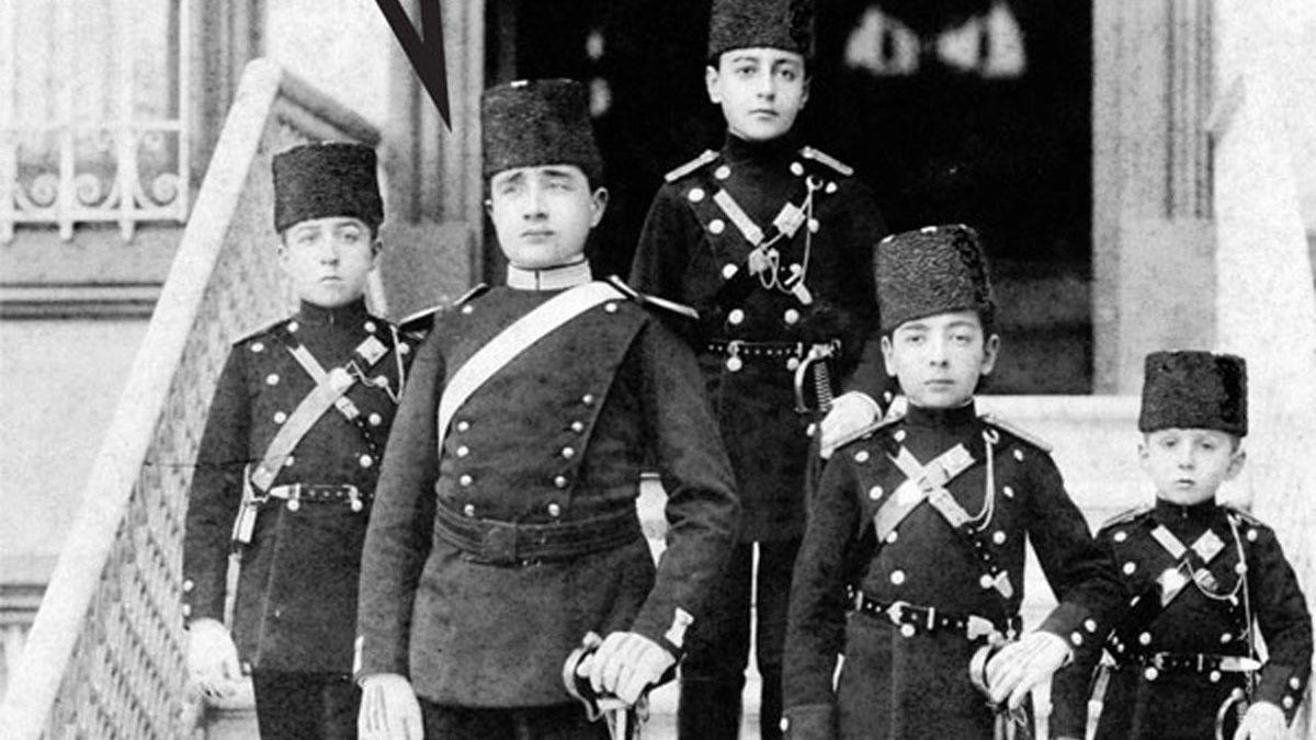 Sancakta Tecrübe Kazanmaktan Kafeste Delirmeye: Osmanlı’da Henüz Kundakta Başlayan Şehzade Eğitimi Nasıl Yapılırdı?