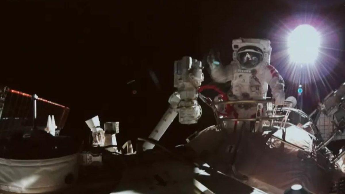Çin’in Uzay Görevi Shenzhou 13’ün Ekibi İlk Uzay Yürüyüşünü Gerçekleştirdi