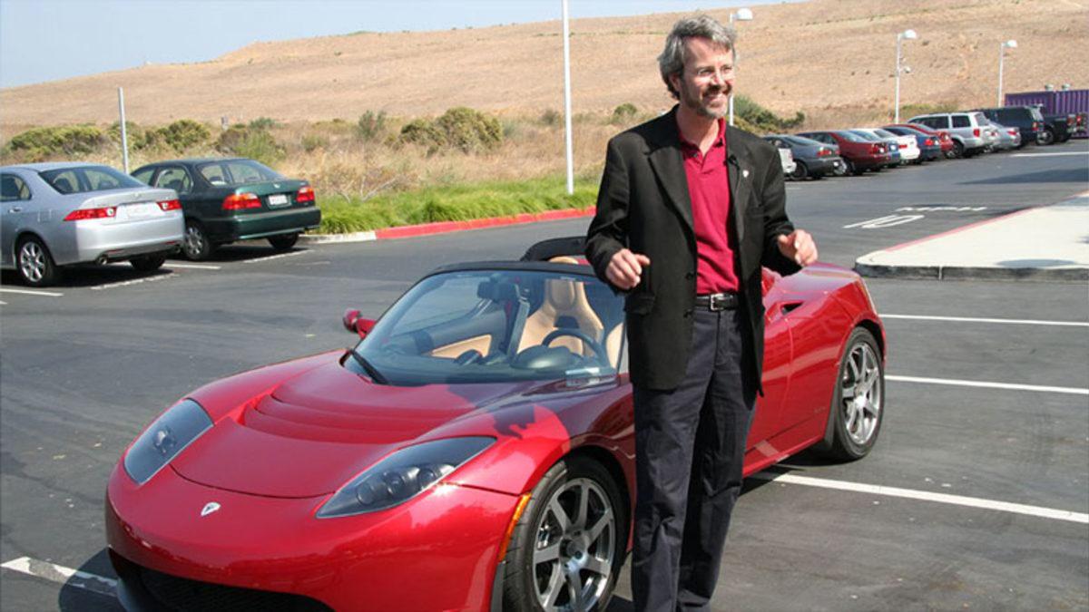 Tesla’nın Kurucu Ortağı, Otonom Araçların “Saçmalık” Olduğunu Söyledi: “Arabalar Telefon Gibi Olmamalı”