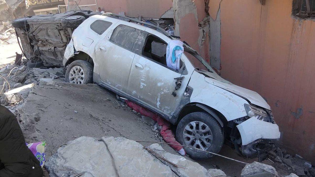 Sadece Yüzde 15’inde Kasko Vardı: Depremde Hasar Alan Yüz Binden Fazla Otomobile Ne Olacak?