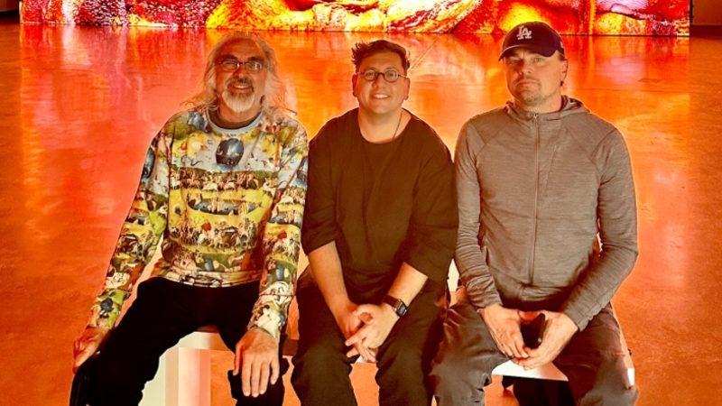 Sanatçı Refik Anadol, Leonardo DiCaprio’nun da Katıldığı Sergiyle Depremzede Çocuklar İçin Destek Topladı