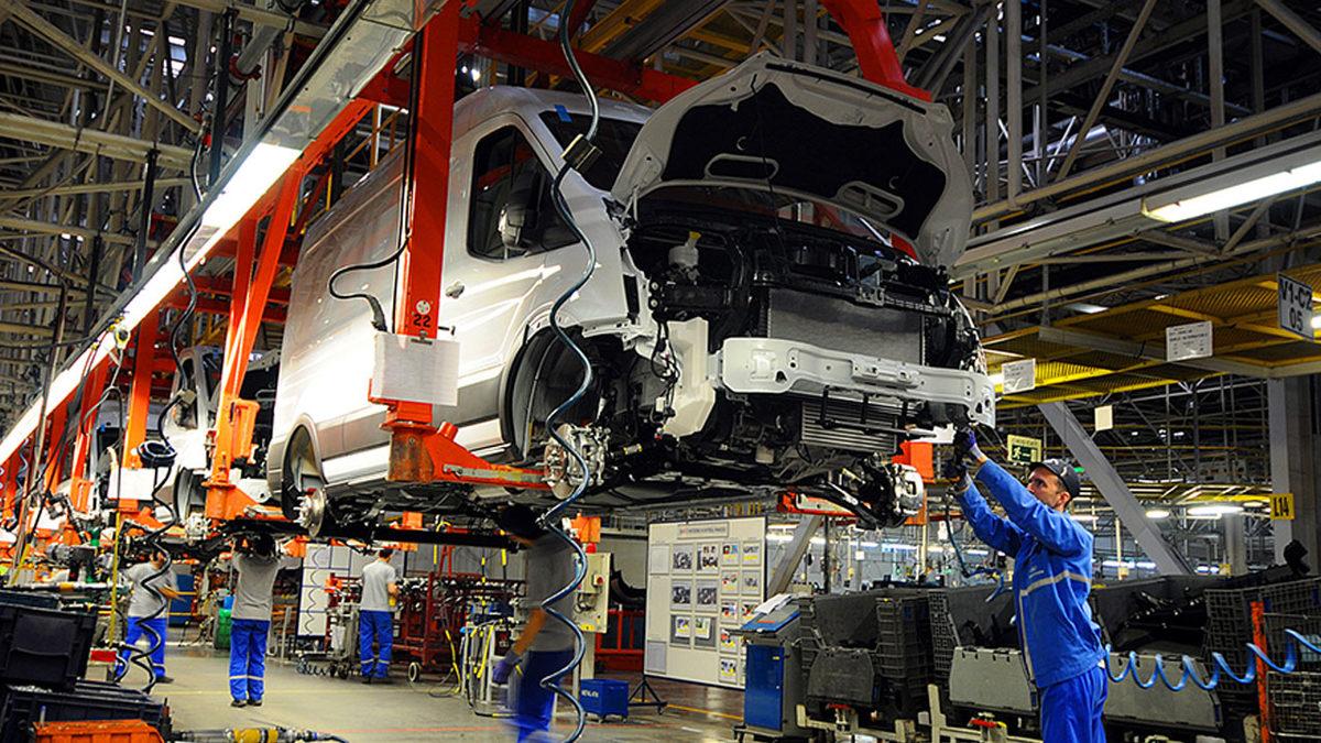 Ford, Gölcük Fabrikasında Üretimi Geçici Olarak Durdurdu