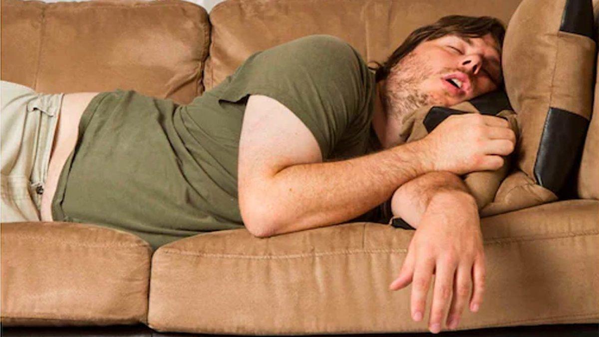 Koltukta Sızmadan Önce Bu Haberi Okuyun: Daha İyi Bir Kalp Sağlığı İçin En Uygun ‘Uyku Saati’ Açıklandı