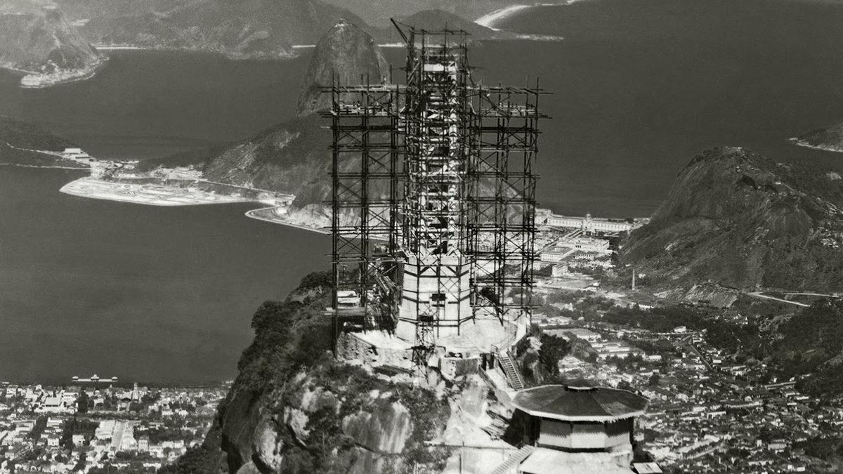 Mimarisiyle Hayrete Düşüren Dünyaca Ünlü Yapıların Yapım Aşamaları