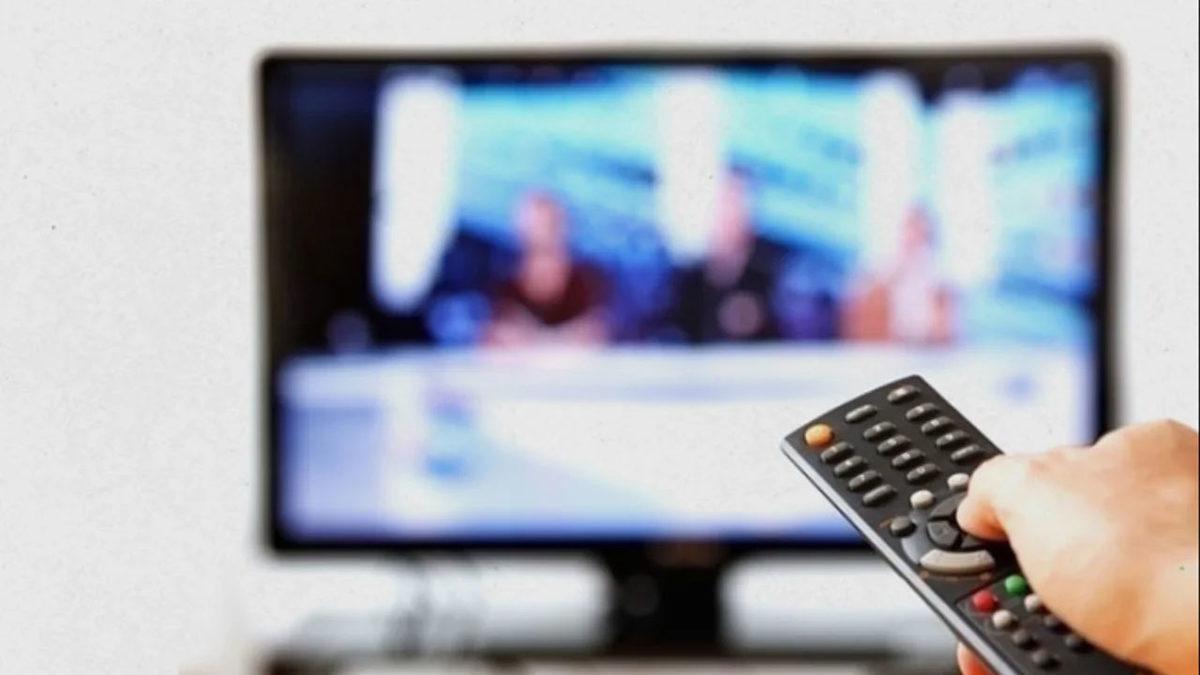 Türkiye’de Günlük Ortalama Televizyon İzleme Süresi Açıklandı: Dünya Ortalamasının 1,5 Saat Üzerinde