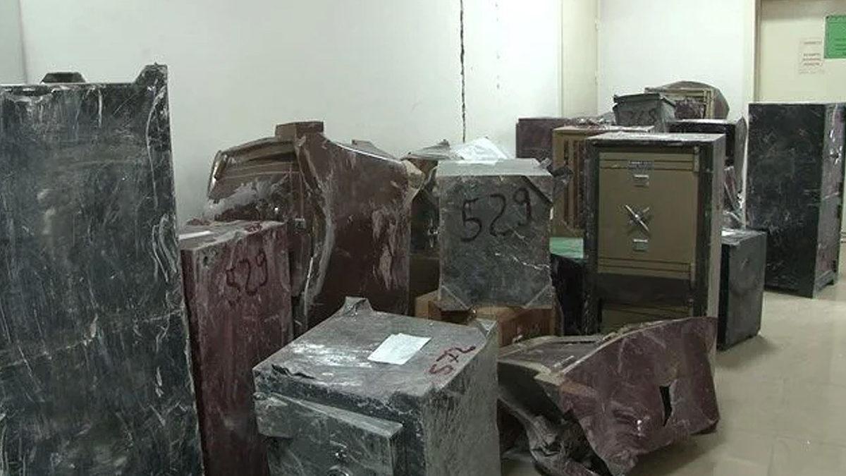 Deprem Bölgesindeki Enkazlardan Çıkan Altın Gibi Ziynet Eşyalarına Ne Oluyor?