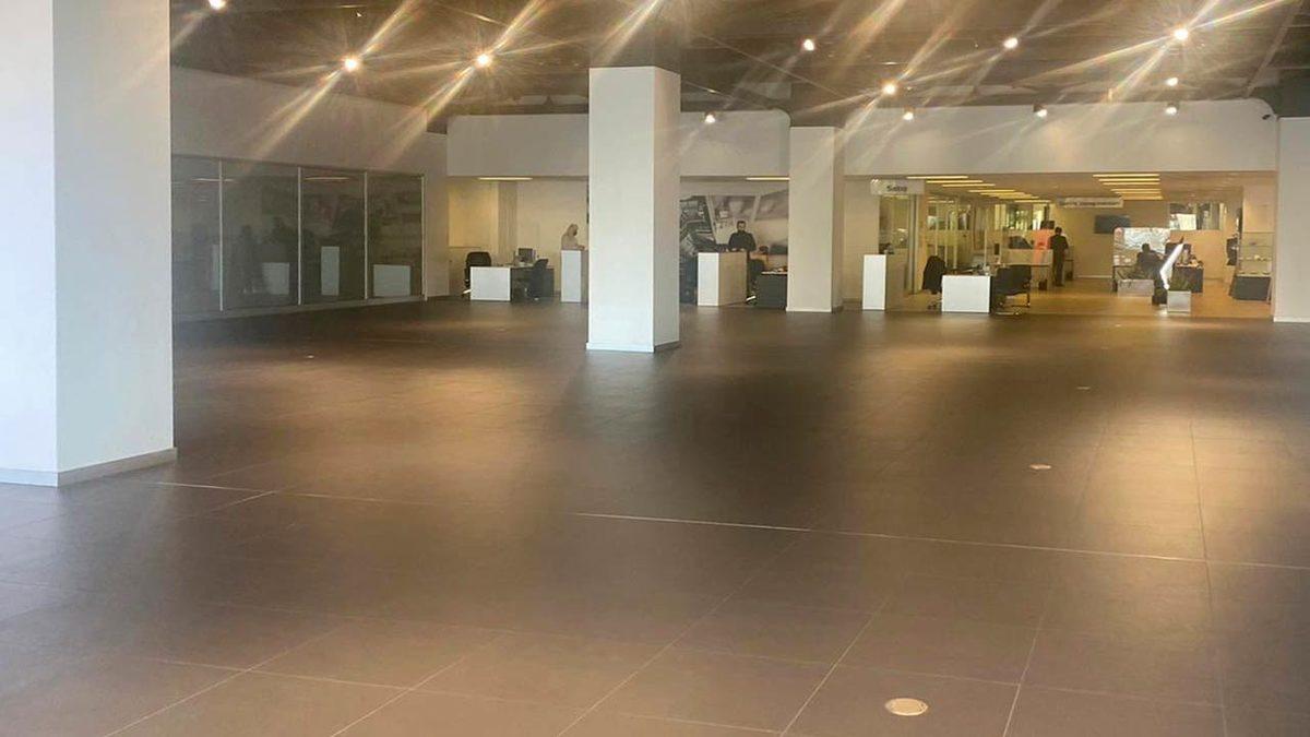 Çip Krizi Nedeniyle Otomobil Shoowroomlarında Sergilenecek Araç Bile Kalmadı