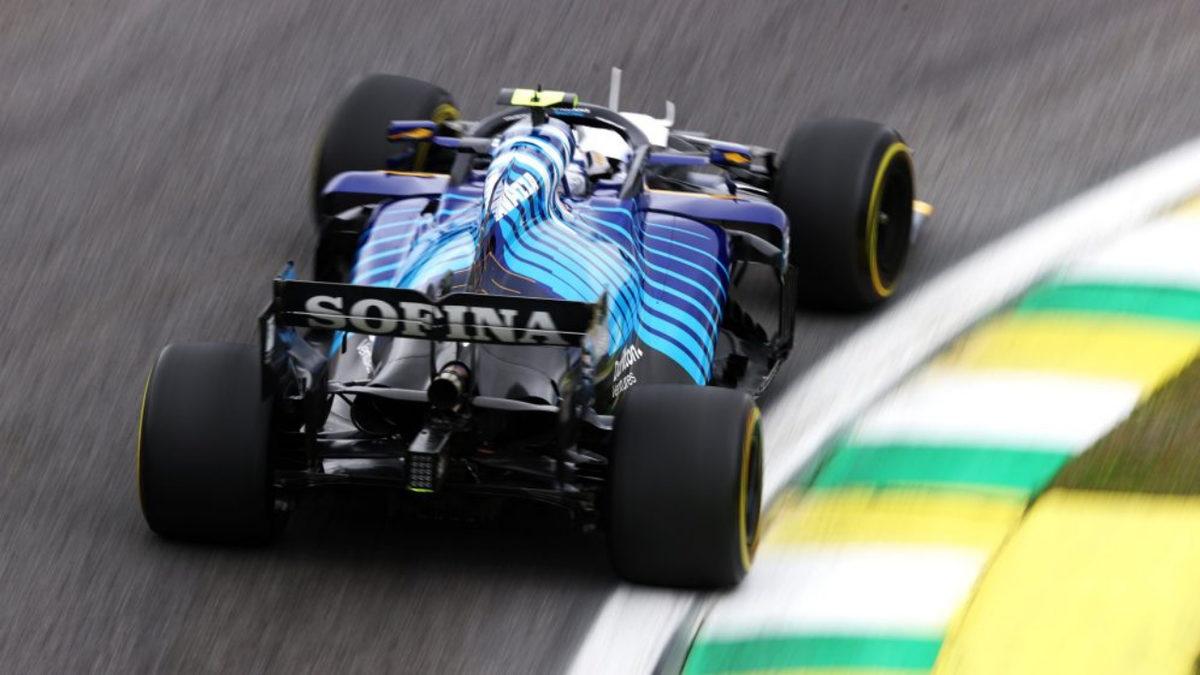 Mercedes Bu Kez Fena Yakalandı: FIA Sprint Yarıştan Önce Ceza Yağdırdı