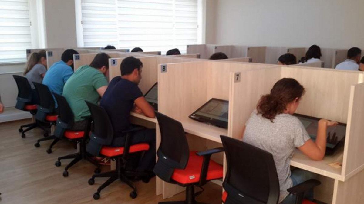 Ehliyet Sınavlarında Yenilik: Dijital Sınava Animasyonlu Sorular Eklenecek