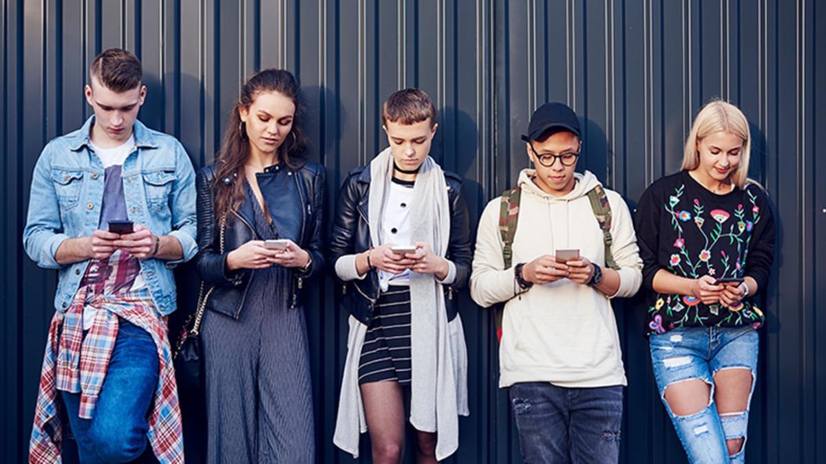 Yeni Bir Araştırma Sosyal Medyanın Z Kuşağı Üzerindeki Şaşırtıcı Etkilerini Ortaya Çıkardı