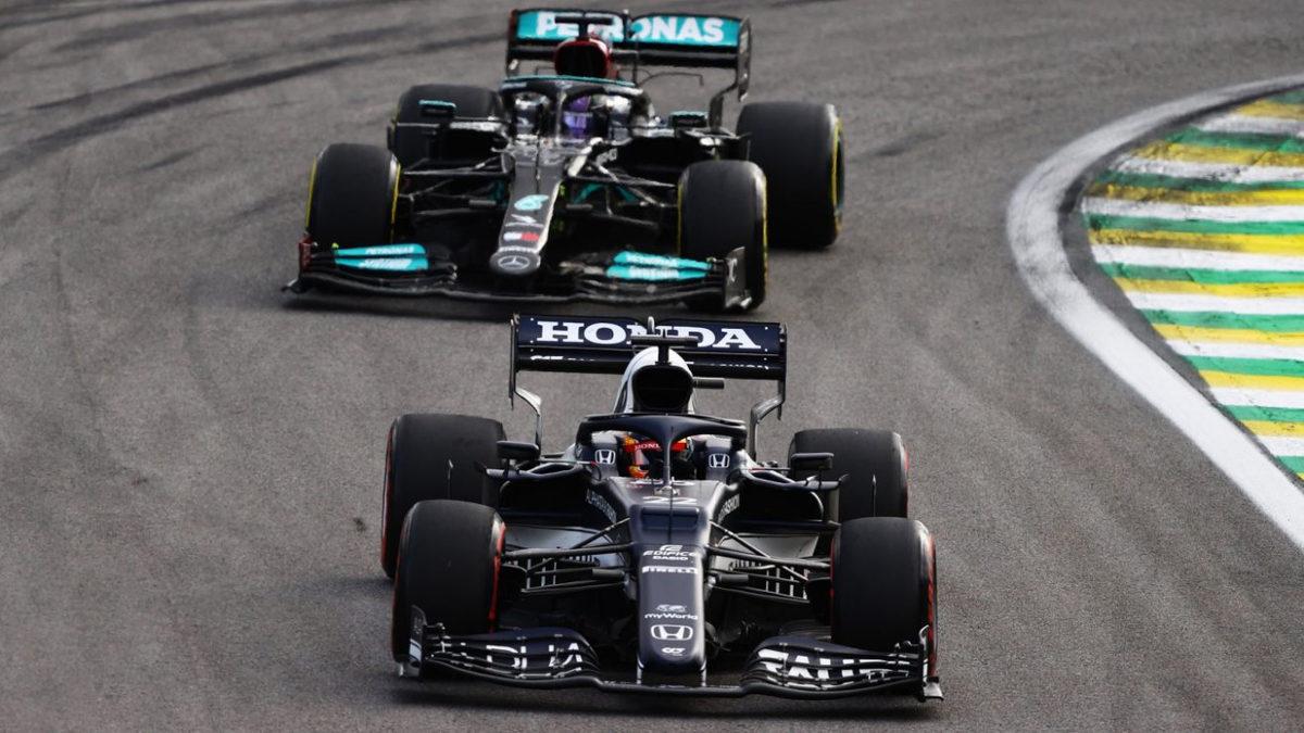 Cezalar Bile Durduramadı: Mercedes, Brezilya’da Âdeta Esti Geçti