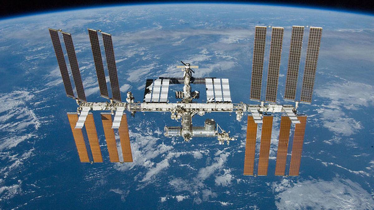 Çöpler Sadece Dünya’da Bir ’Sorun’ Değil: Uluslararası Uzay İstasyonu, Acil Yörünge Değiştirdi