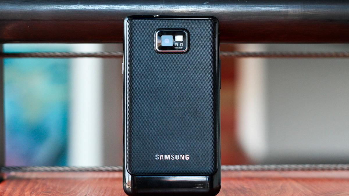 Galaxy Serisinin En Sevilenlerinden Biri Olmuş ’Samsung Galaxy S2’nin Şimdi Kulaklara Şaka Gibi Gelen Özellikleri