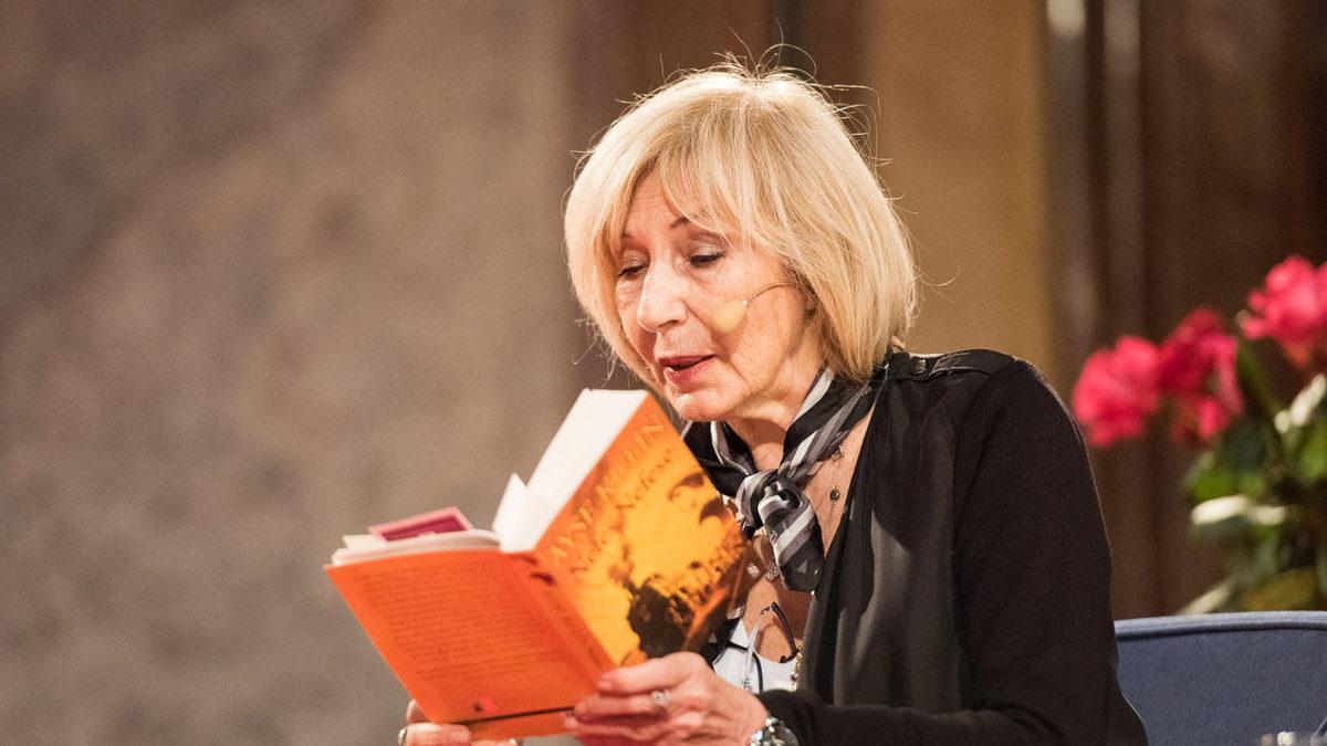 Modern Türk Edebiyatında Dikkat Çeken 10 Yazar