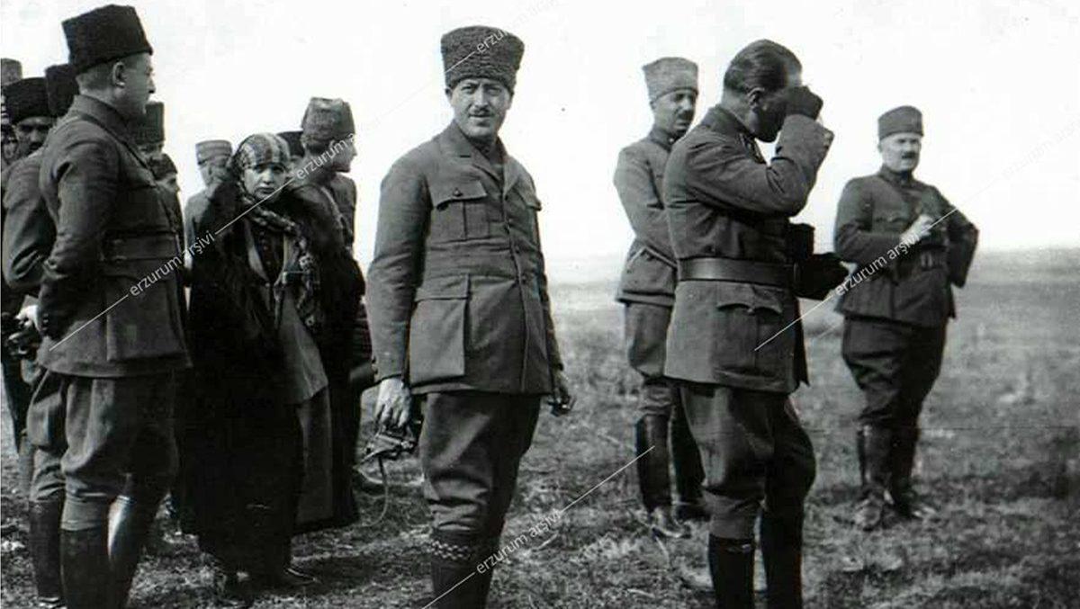 Cumhuriyetimizin 1. Yılında Yaşanan Erzurum Depremi’nde Mustafa Kemal Atatürk Nasıl Bir Yol İzlemişti?