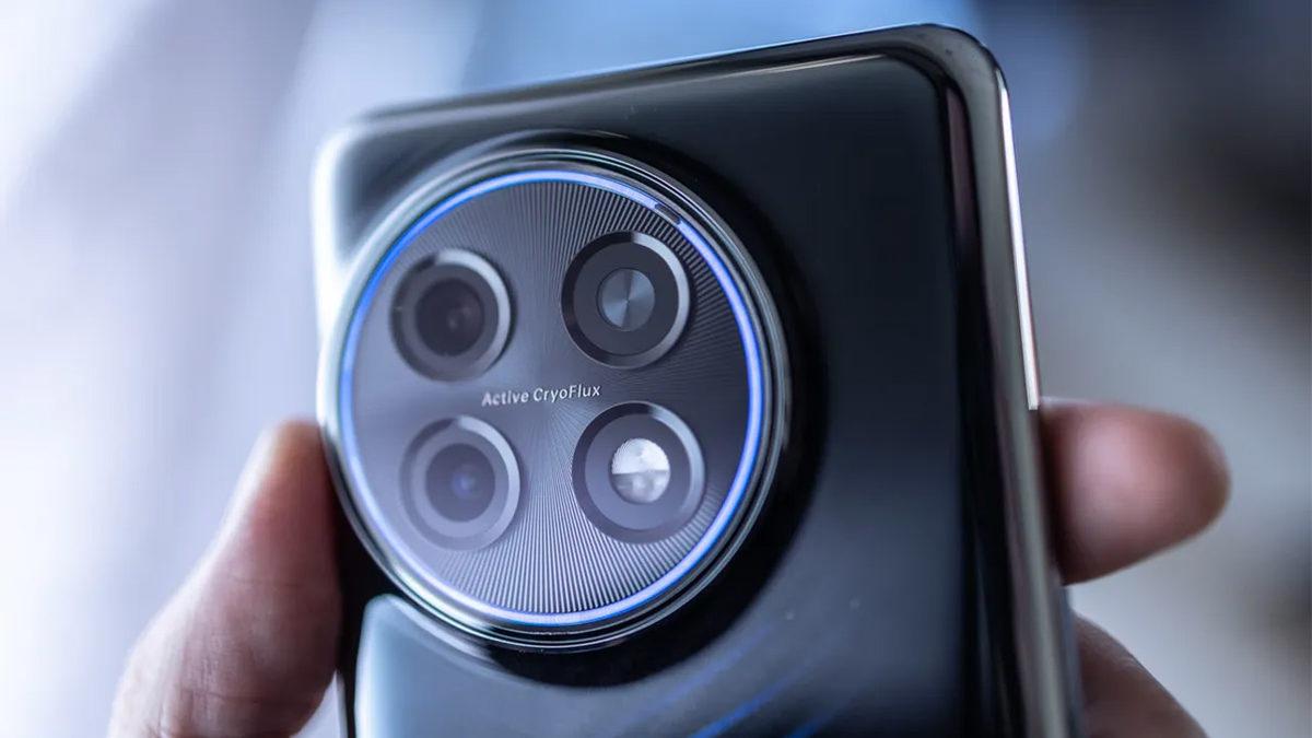 OnePlus 11 Concept Tanıtıldı: Oyun PC’lerindeki Sıvı Soğutma, Telefonlara Geldi! [Video]