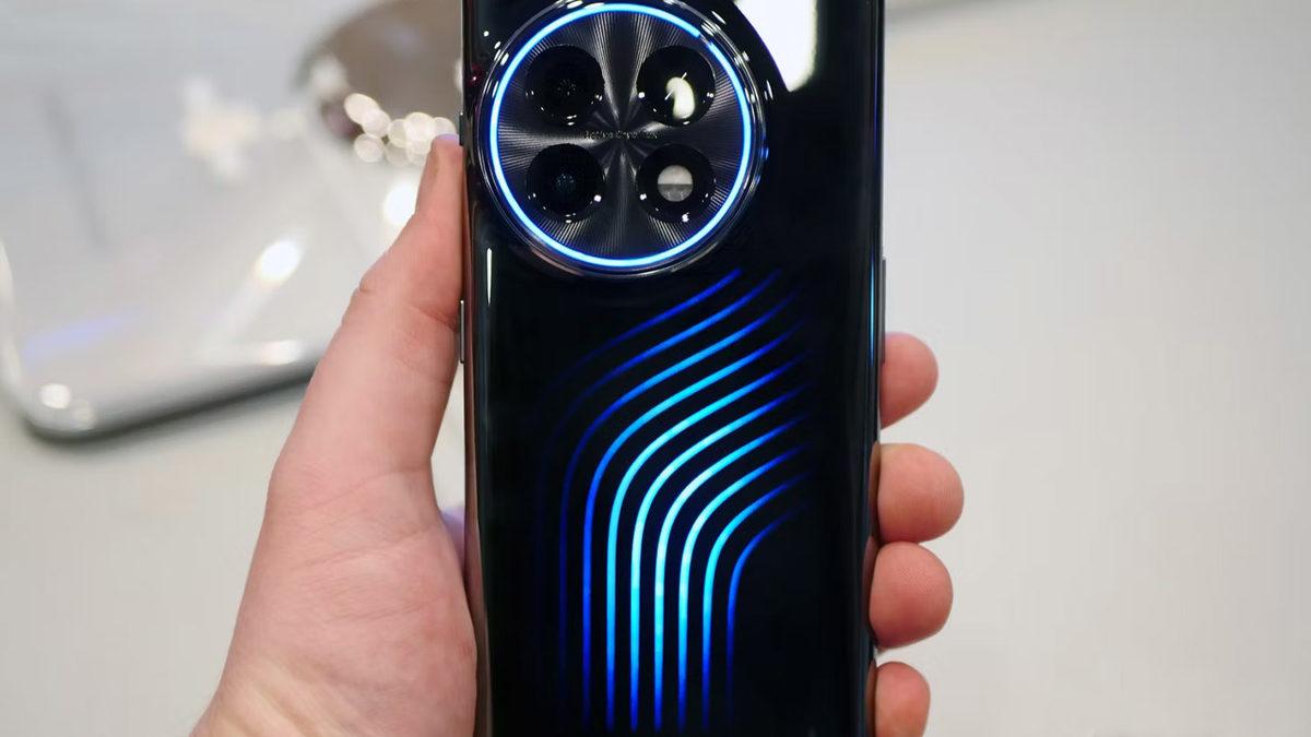 OnePlus 11 Concept Tanıtıldı: Oyun PC’lerindeki Sıvı Soğutma, Telefonlara Geldi! [Video]