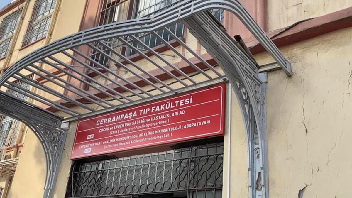 Cerrahpaşa Tıp Fakültesi’nin Neredeyse Tamamı Deprem Riski Nedeniyle Kapatıldı
