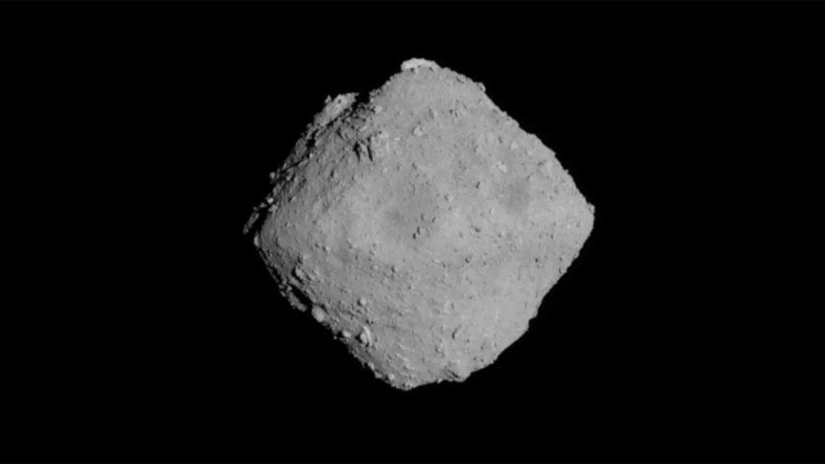 Asteroit Ryugu’da Güneş’ten Bile Daha Yaşlı Moleküller Keşfedildi