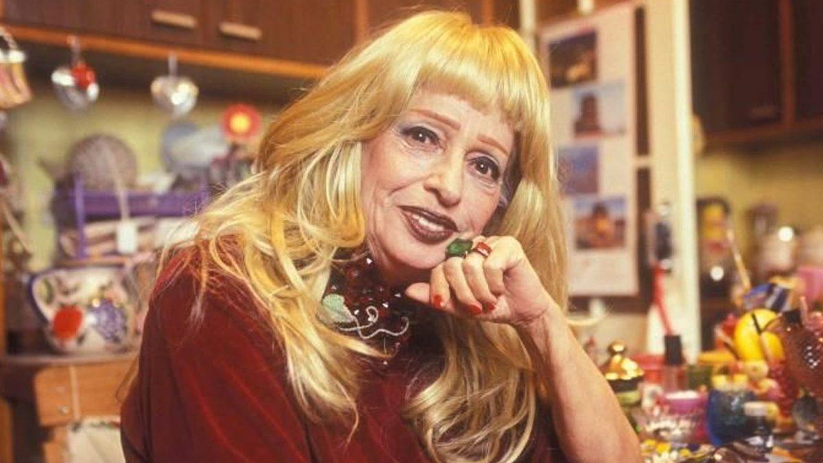 Yazdığı Çoğu Şarkıyı Ezbere Bildiğimiz Nadir İnsanlardan Aysel Gürel’in Sıra Dışı Hayatı