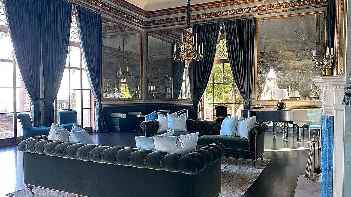 Dünyanın En Zengin İnsanı Elon Musk Sahip Olduğu Tüm Evlerini Sattı: Peki Neden?