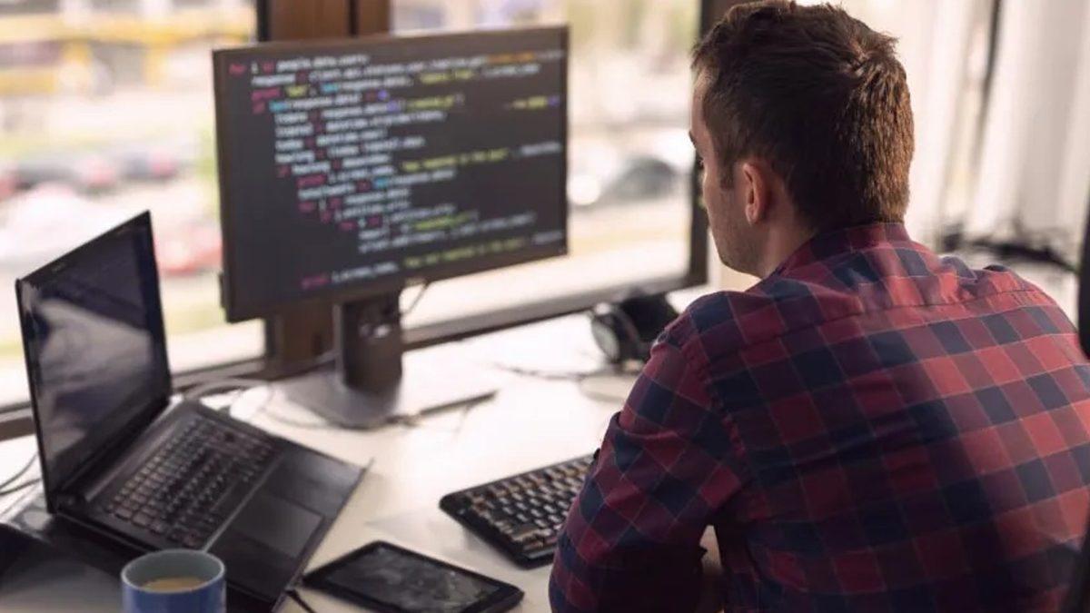 Bu Listeye Bakmadan Maaş Pazarlığı Yapmayın: Türkiye’de Hangi Mesleğin Kaç Para Kazandırdığı Belli Oldu