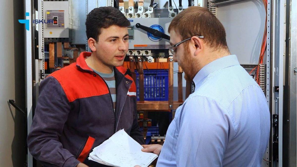 Bu Listeye Bakmadan Maaş Pazarlığı Yapmayın: Türkiye’de Hangi Mesleğin Kaç Para Kazandırdığı Belli Oldu