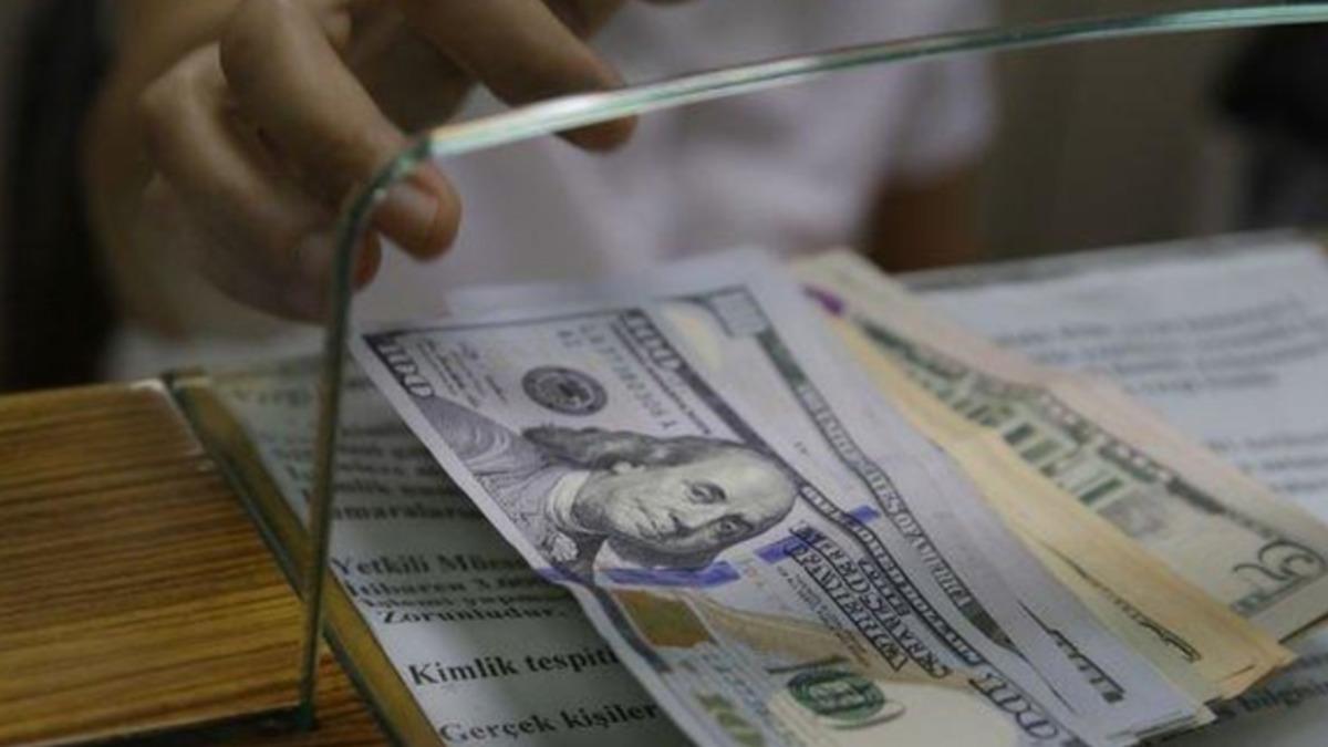 ’Dolar Bozdurma’ Düzenlemesinde Değişiklik: 100 Dolara Kadar İşlemlerde Kimlik Beyanı Gerekmeyecek