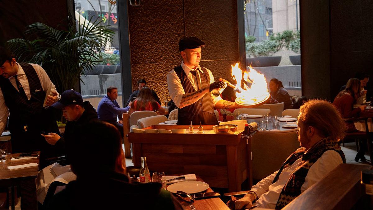 Türk Olmayan Çalışanlarına Ayrımcılık Yaptığı Söylenen Nusret’e 1 Milyon Dolarlık Tazminat Davası