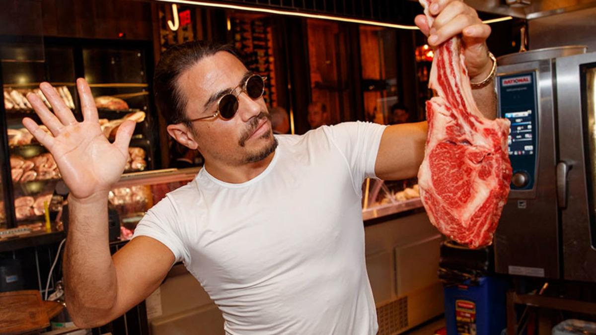 Türk Olmayan Çalışanlarına Ayrımcılık Yaptığı Söylenen Nusret’e 1 Milyon Dolarlık Tazminat Davası