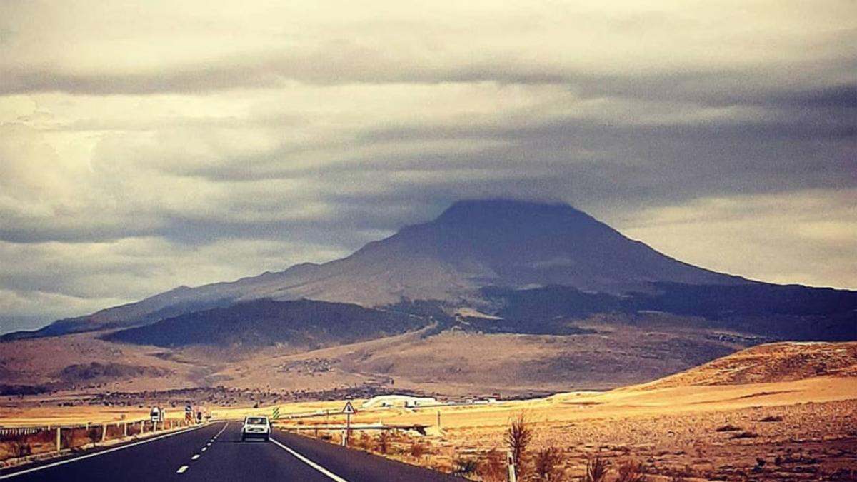 Bi Sen Eksiktin: Türkiye’nin En Büyük İkinci Volkanik Dağında Hareketlilik Tespit Edildi