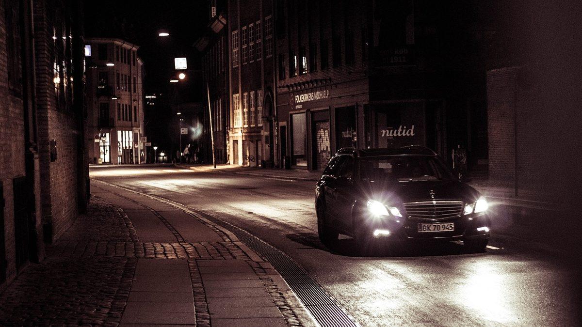 Türkiye’de Sürücülerin Büyük Kısmının Yanlış Bildiği 13 Trafik Kuralı (bkz. Dönel Kavşaktaki Geçiş Önceliği)