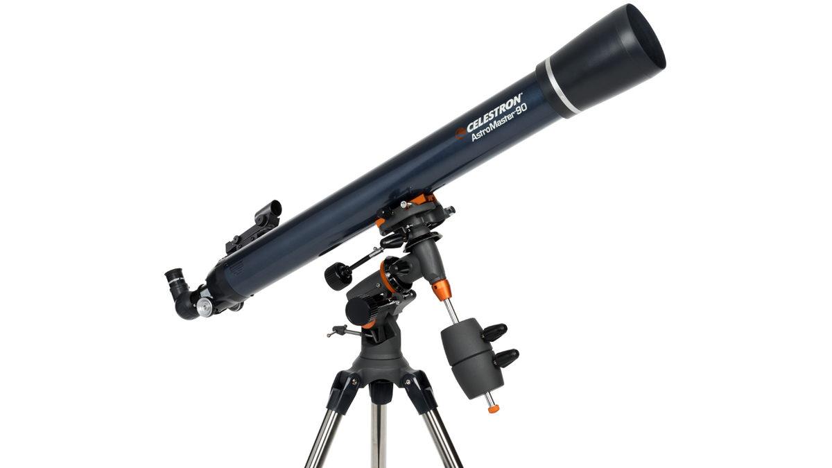 Amatörleri Bile Profesyonel Uzay Gözlemcisi Haline Getirecek Teleskop: Celestron 21064 Astromaster 90EQ