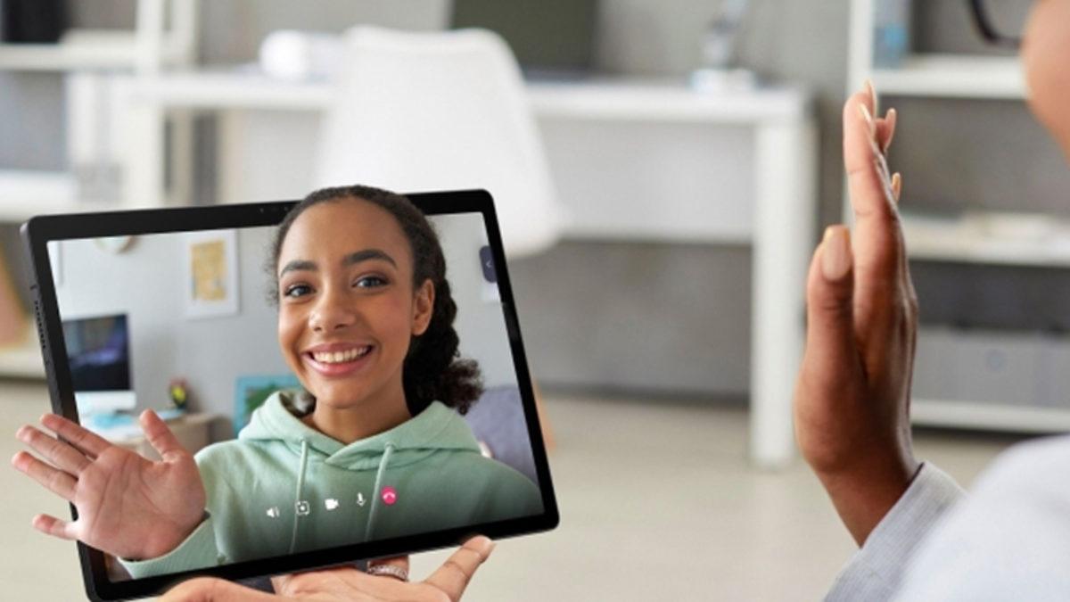 3D Olarak Oyun ve Video Oynatabilen, Yapay Zekâ Tabanlı İlk Tablet Tanıtıldı!